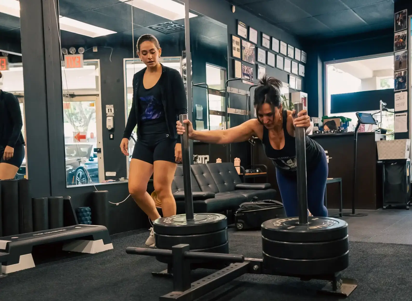 What a Private Strength and Conditioning Coach Can Do That Group Classes Can’t?